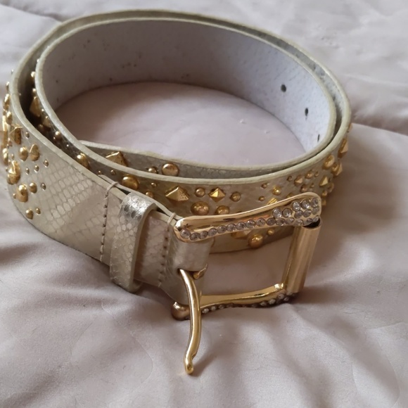 ??? Accessories - Belt